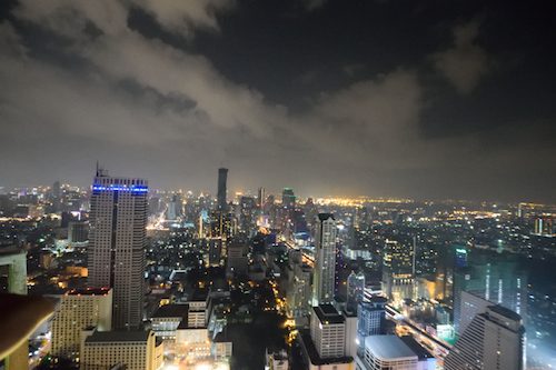 ルーフトップバーシロッコの夜景