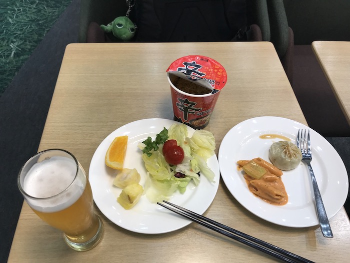 金浦空港でプライオリティパスが使えるスカイハブ ラウンジSky Hub Loungeの食事
