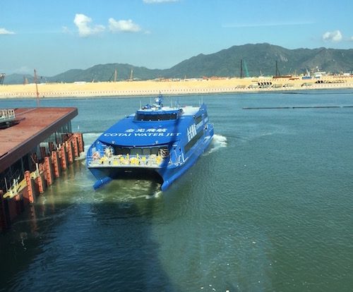 香港空港 デモ マカオフェリー